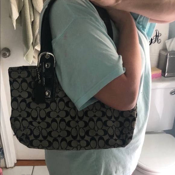 Authentic Coach purse - Picture 3 of 3